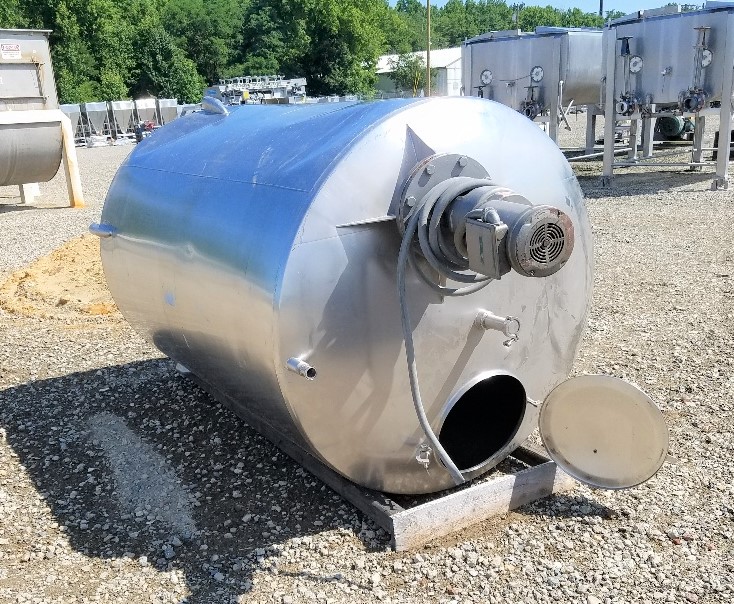 ***ON HOLD***used 1250 Gallon Sanitary Stainless Steel Mix Tank.  Dish Bottom, Dish Top.  Agitator is NETTCO mdl# NSGF-200, 2 HP, 208-230/460 V.  2